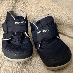 Merrell toddler boy boots, size 6